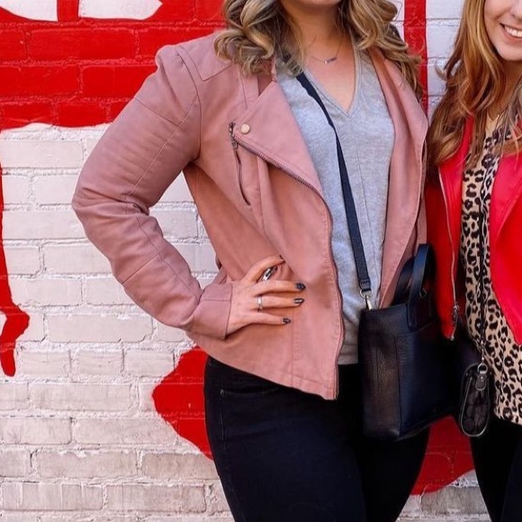 Pink jacket - Picture 1 of 7